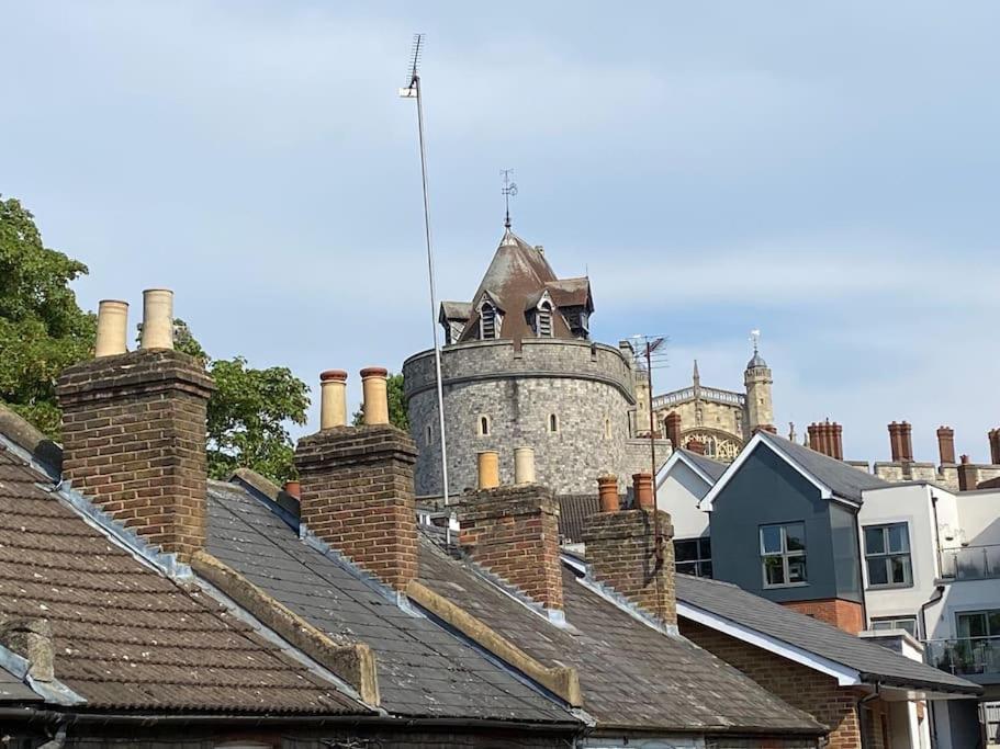 Windsor Cottage: Cosy, Charming, Full Of Character Extérieur photo