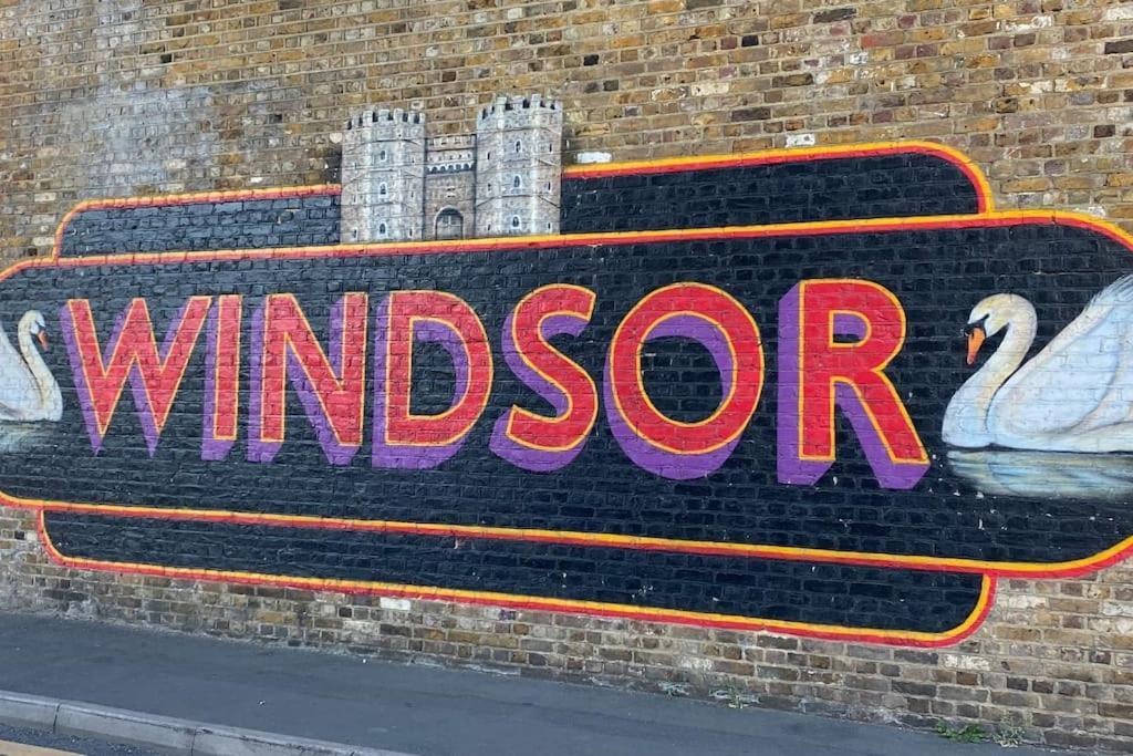 Windsor Cottage: Cosy, Charming, Full Of Character Extérieur photo