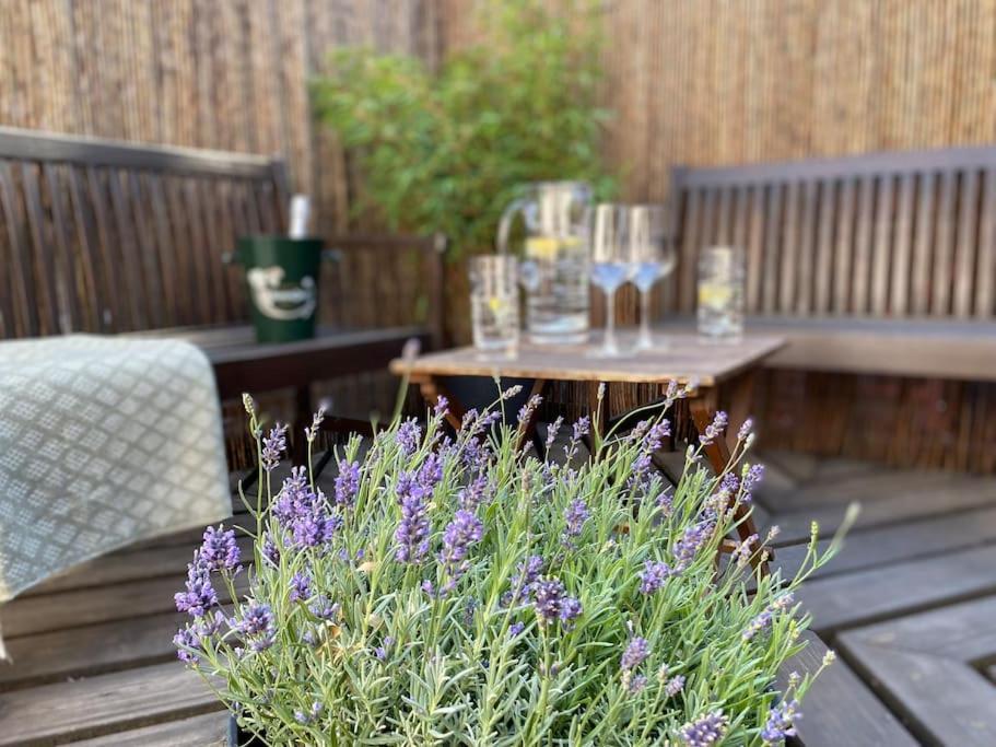 Windsor Cottage: Cosy, Charming, Full Of Character Extérieur photo